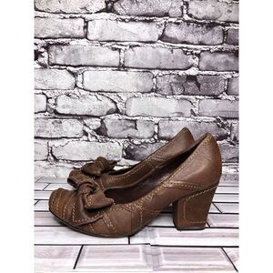 Kate Brown Leather Bow Closed Dress Italian High Heels Women’s Sz 36.5EU/6M US